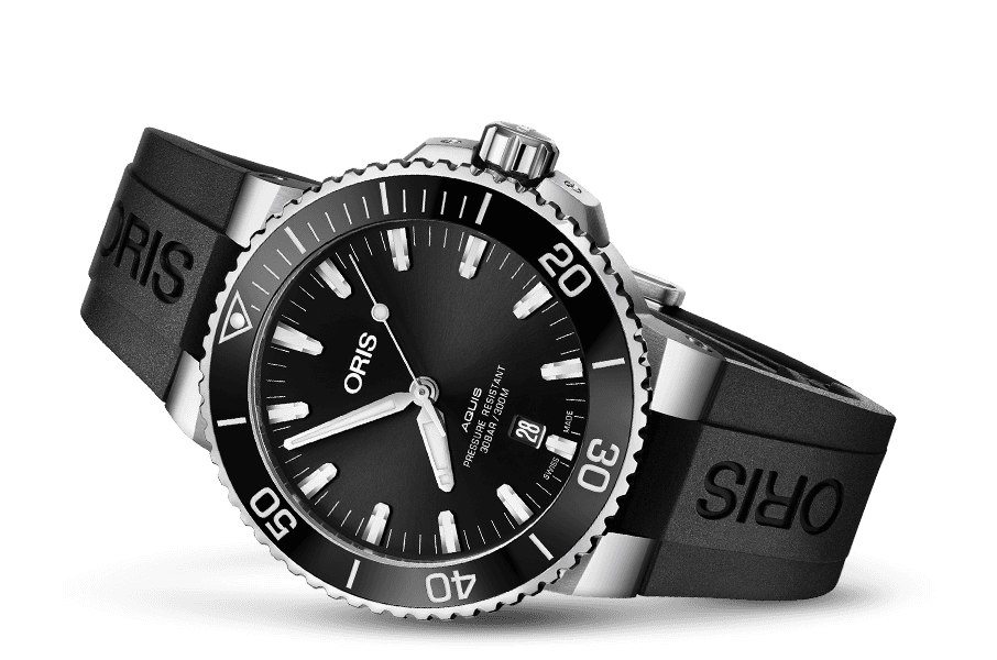 Oris Aquis Date herenhorloge 34mm 30 ATM met zwarte wijzerplaat en zwarte rubberen band, ideaal voor duiken en dagelijks gebruik.