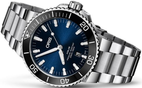 Oris Aquis Date 30ATM Taucheruhr 43 mm