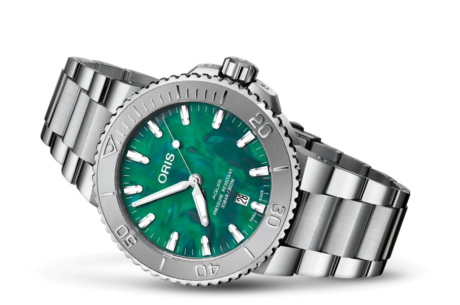 Oris Aquis X Bracenet Herenhorloge 43.5mm met roestvrijstalen band en groene wijzerplaat, ideaal voor stijlvolle en duurzame mannenaccessoires.