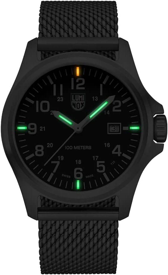 Luminox Patagonie Horloge 43mm X2.2501.M met zwarte wijzerplaat, lichtgevende indexen en zwarte mesh horlogeband. Swiss Made herenhorloge voor outdoor gebruik.