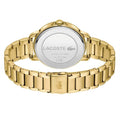 Achterzijde van het Lacoste dameshorloge LC2001221 met goudkleurige roestvrijstalen band en gegraveerd Lacoste-logo. Elegant en tijdloos design.