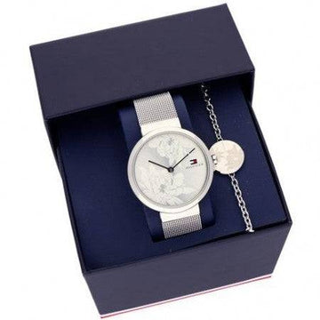 Tommy Hilfiger THGIFTSETLIBBY Libby dameshorloge 32mm in een luxe geschenkdoos met zilverkleurige armband. Elegant en stijlvol cadeau.