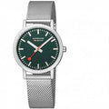 Mondaine Classic Spoorweg Horloge 36mm M660.30314.60SBJ met groene wijzerplaat en roestvrijstalen mesh band, dameshorloge Swiss Made.