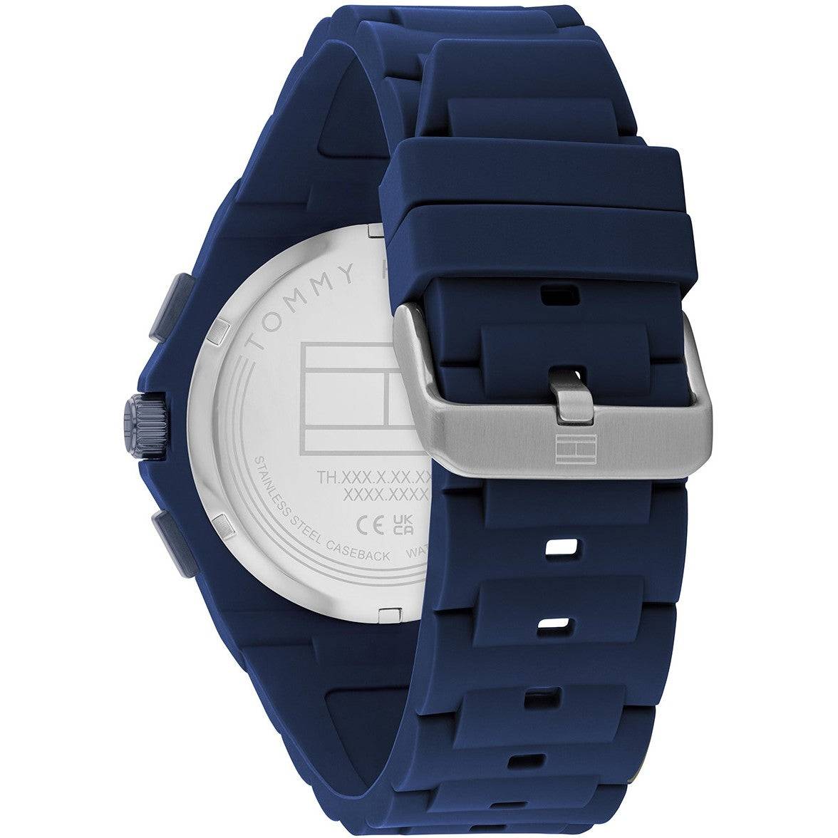 Achteraanzicht van de Tommy Hilfiger TH1792122 NEO herenhorloge 44mm met blauwe siliconen band en roestvrijstalen gesp. Ideaal voor sportieve en zakelijke outfits.